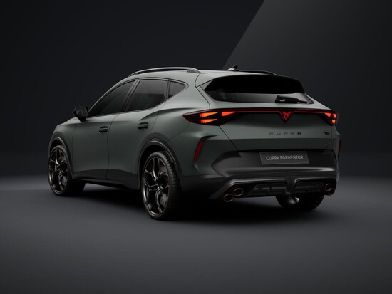 CUPRA Formentor VZ5 DSG 4WD 2.5 TSI 287 kW_3
