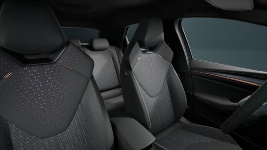 CUPRA  Raval VZ 55,2kWh/225k . 166 kW_4
