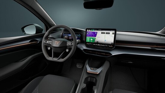 CUPRA  Raval VZ 55,2kWh/225k . 166 kW_5