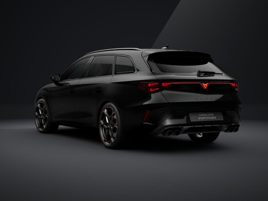CUPRA Leon SP VZ333 2.0 TSI 4WD 245 kW_3