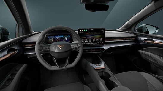CUPRA Raval PLUS 38,5kWh/135k - 99 kW_4