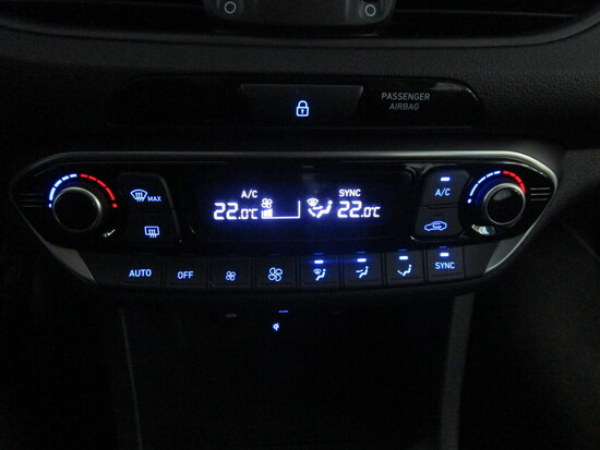 HYUNDAI i30 wg Smart 1.0 T-GDI 88 kW manuál_5