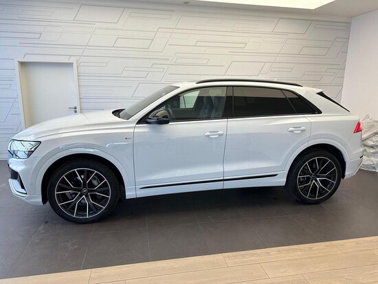AUDI Q8 50 TDI quattro 210 kW_2