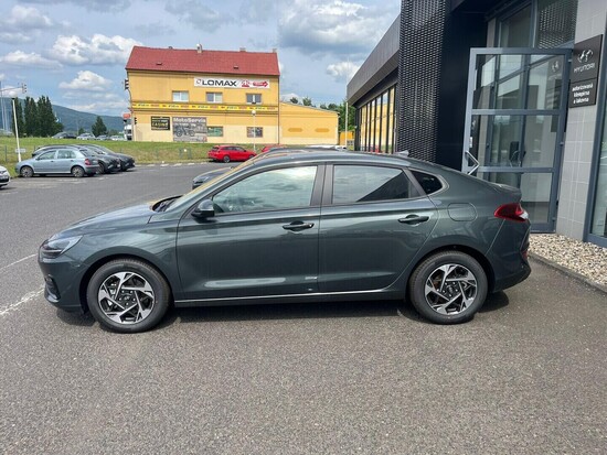 HYUNDAI i30 FB PD PE GO Czech! 1,0 T-GDI 74 kW_2