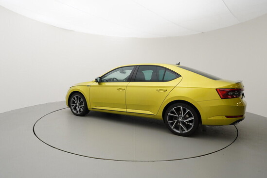 ŠKODA SUPERB 2.0 TDI 147 kW_2