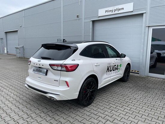 FORD  Kuga ST-Line X 2,5 Duratec Hybrid PHEV 165 kW_4