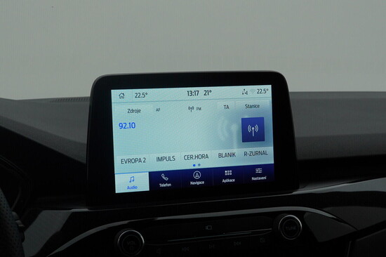 FORD  Kuga  0 kW_5