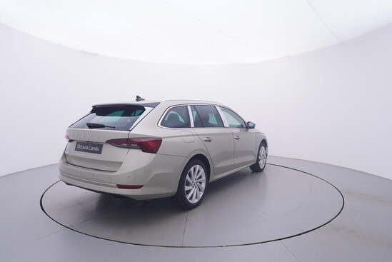 ŠKODA Octavia Combi Exclusive 2,0 TDI 110 kW_5