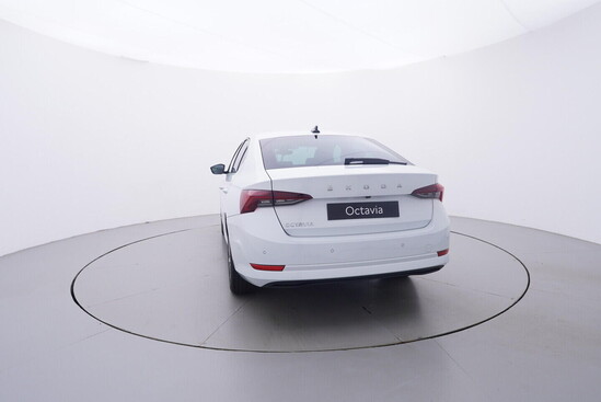 ŠKODA Octavia Exclusive 2,0 TDI 110 kW_4