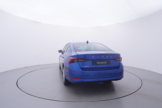 ŠKODA Octavia Exclusive 1,5 TSI 110 kW_4