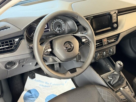 ŠKODA Scala Ambition Plus 1.0 TSI 70 kW_3