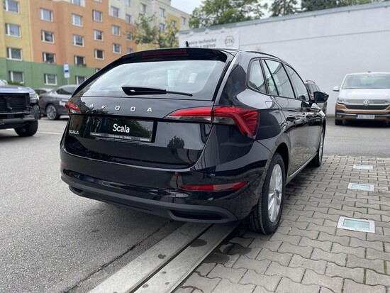 ŠKODA Scala Ambition 1.0 TSI 81 kW_5