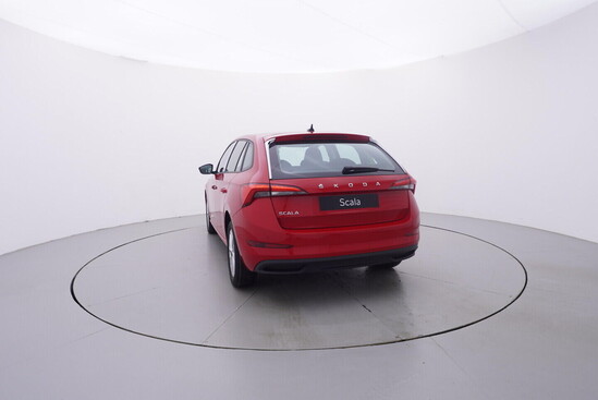 ŠKODA Scala Ambition 1,0 TSI 81 kW_4