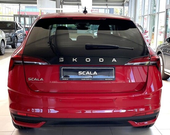 ŠKODA Scala Selection 1,0 TSI 85 kW_3