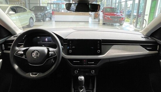 ŠKODA Scala Selection 1,0 TSI 85 kW_5