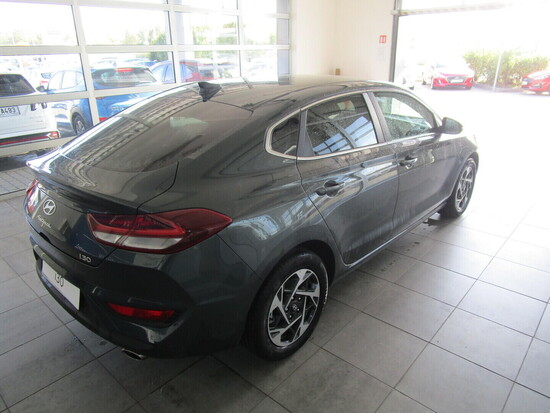 HYUNDAI i30 FB PD PE GO Czech! 1,0 T-GDI 74 kW_2
