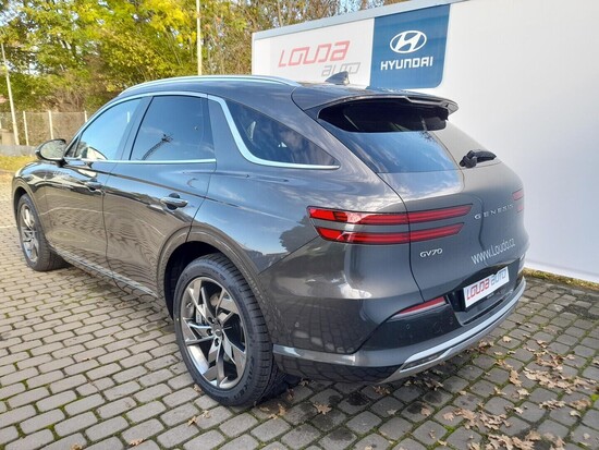 HYUNDAI GENESIS GV70   360 kW_3