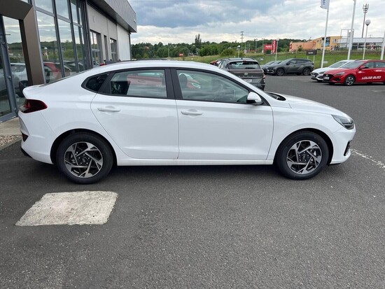 HYUNDAI i30 FB MY25 FAMILY 1,0 T-GDI Man_5
