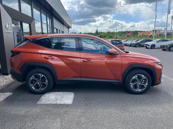 HYUNDAI TUCSON MY25 Comfort 1,6 T-GDI 118 kW 6 M_5