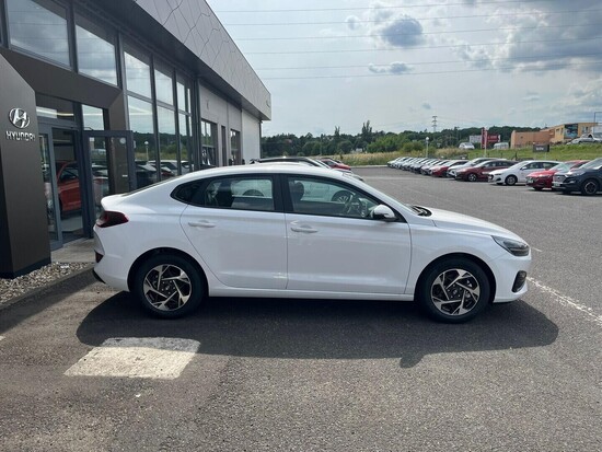 HYUNDAI i30 FB FAMILY 1,5 T-GDI MHEV 103kW_4