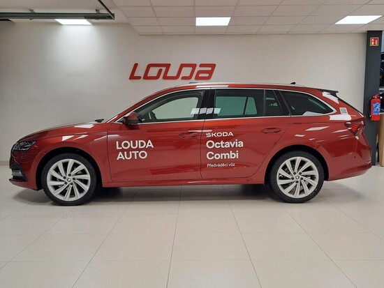 ŠKODA Octavia Combi Style 2,0 TDI 110 kW_3