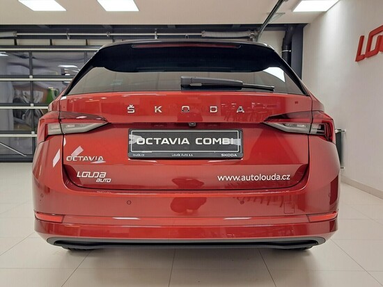 ŠKODA Octavia Combi Style 2,0 TDI 110 kW_5