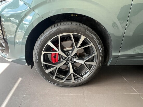 AUDI Q3 S line TFSI 195 kW_3
