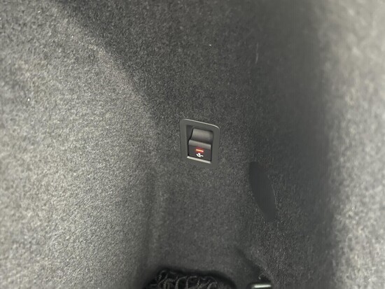 AUDI Q3 S line TFSI 195 kW_4
