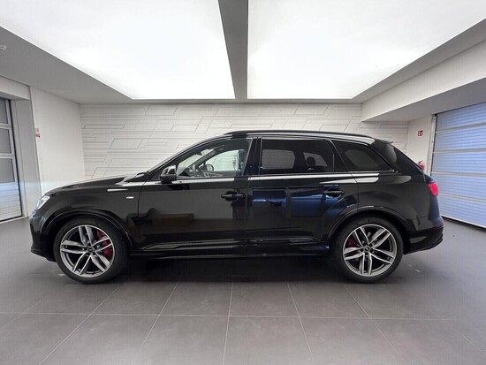AUDI Q7 S-Line 50TDI V6 210 kW_2
