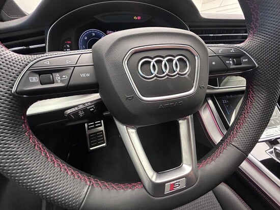 AUDI Q7 S-Line 50TDI V6 210 kW_5