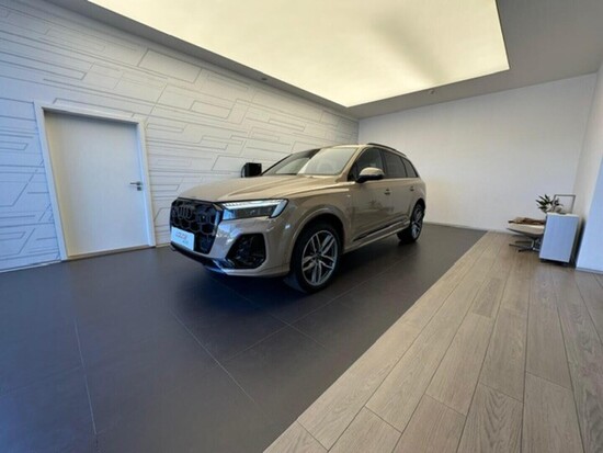 AUDI Q7 SUV S line 50 TDI quattro 210 kW_1