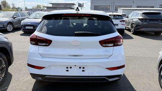 HYUNDAI I30 HB 26 1,6TGDI 110 kW DCT SMART_5