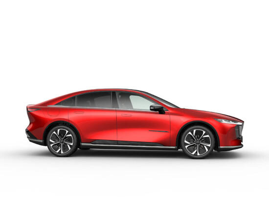MAZDA 6e Takumi Plus 5 HB  EV 245ps LR 245 k EV long range 180 kW_5