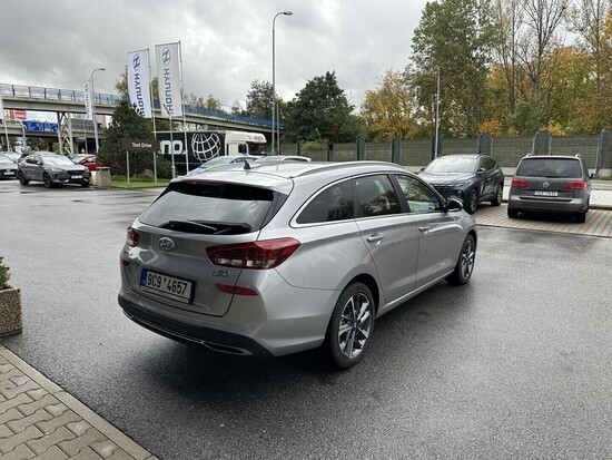 HYUNDAI i30 WG MY23 Style DCT 1,5 T-GDI MHEV 117 kW_5