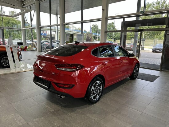 HYUNDAI i30 FB PD PE Style 1,0 T-GDI 74 kW_5