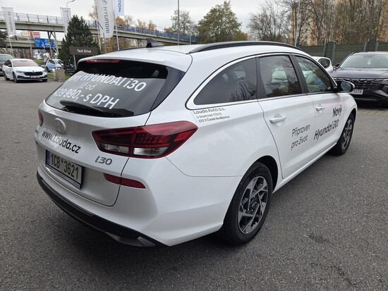 HYUNDAI i30 WG PD PE Style 1,5i 71 kW_5