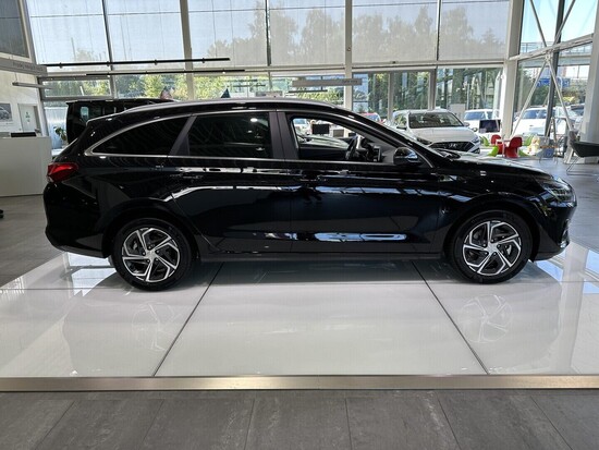 HYUNDAI i30 WG MY23 Smart 1,0 T-GDI 88 kW_4