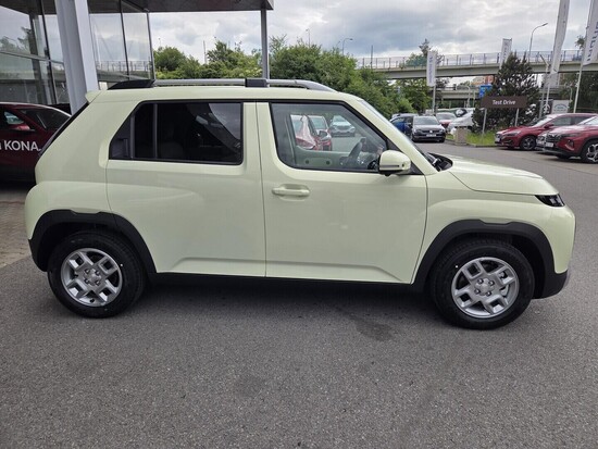 HYUNDAI INSTER 4S AX EV Style Premium POWER 49 kWh 84 kW_4