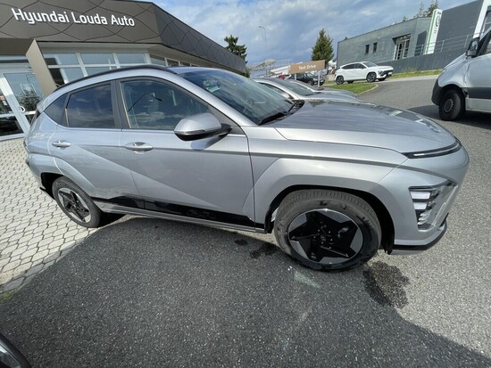 HYUNDAI KONA EV SX2 Czech Edition POWER 64,8 kWh 150 kW_4