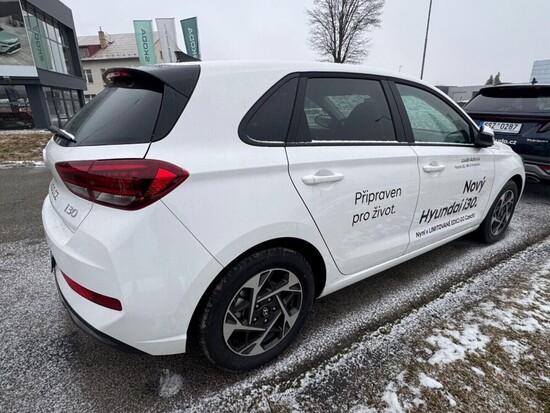 HYUNDAI i30 HB PD PE GO Czech! 1,0 T-GDI 85 kW  _5