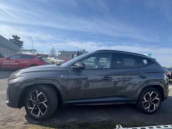 HYUNDAI TUCSON NX4 GO Czech N Line! 1,6 T-GDI 110 kW_2