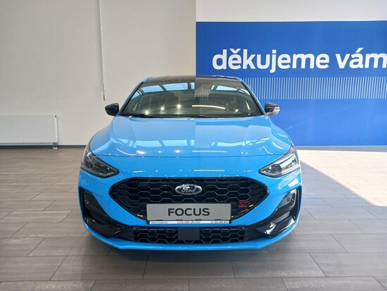 FORD Focus ST 5D 2,3 EcoBoost 206 kW_2