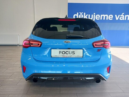 FORD Focus ST 5D 2,3 EcoBoost 206 kW_3