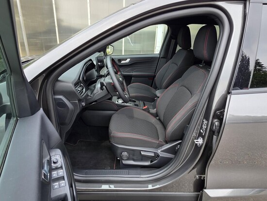 FORD Kuga 5D 2,5 Duratec Hybrid (PHEV) 178 kW_4