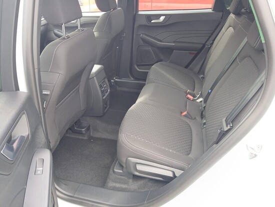 FORD Kuga TITANIUM 1,5 EcoBoost 137 kW_5