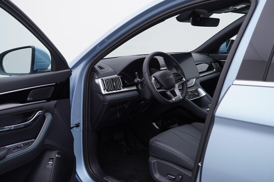 BYD SEAL U DMi Design plug-in hybrid 238 kW_4