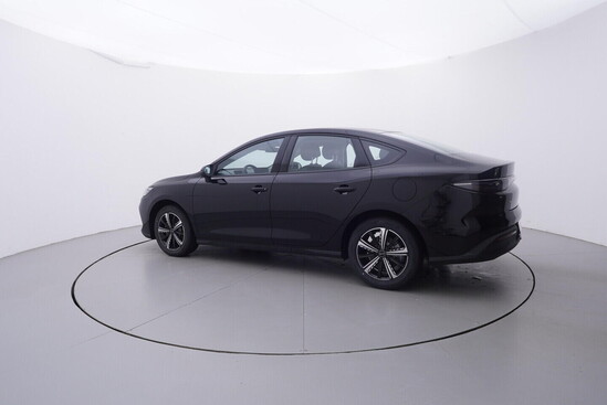 BYD SEAL 5 DM-i Design plug-in hybrid 156 kW_2