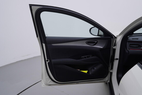 BYD SEAL 6 DM-i Touring Comfort Lite 156 kW_4