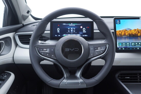 BYD SEAL 5 DM-i Design plug-in hybrid 156 kW_5