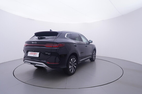 BYD SEAL U DMi Design plug-in hybrid 238 kW_3